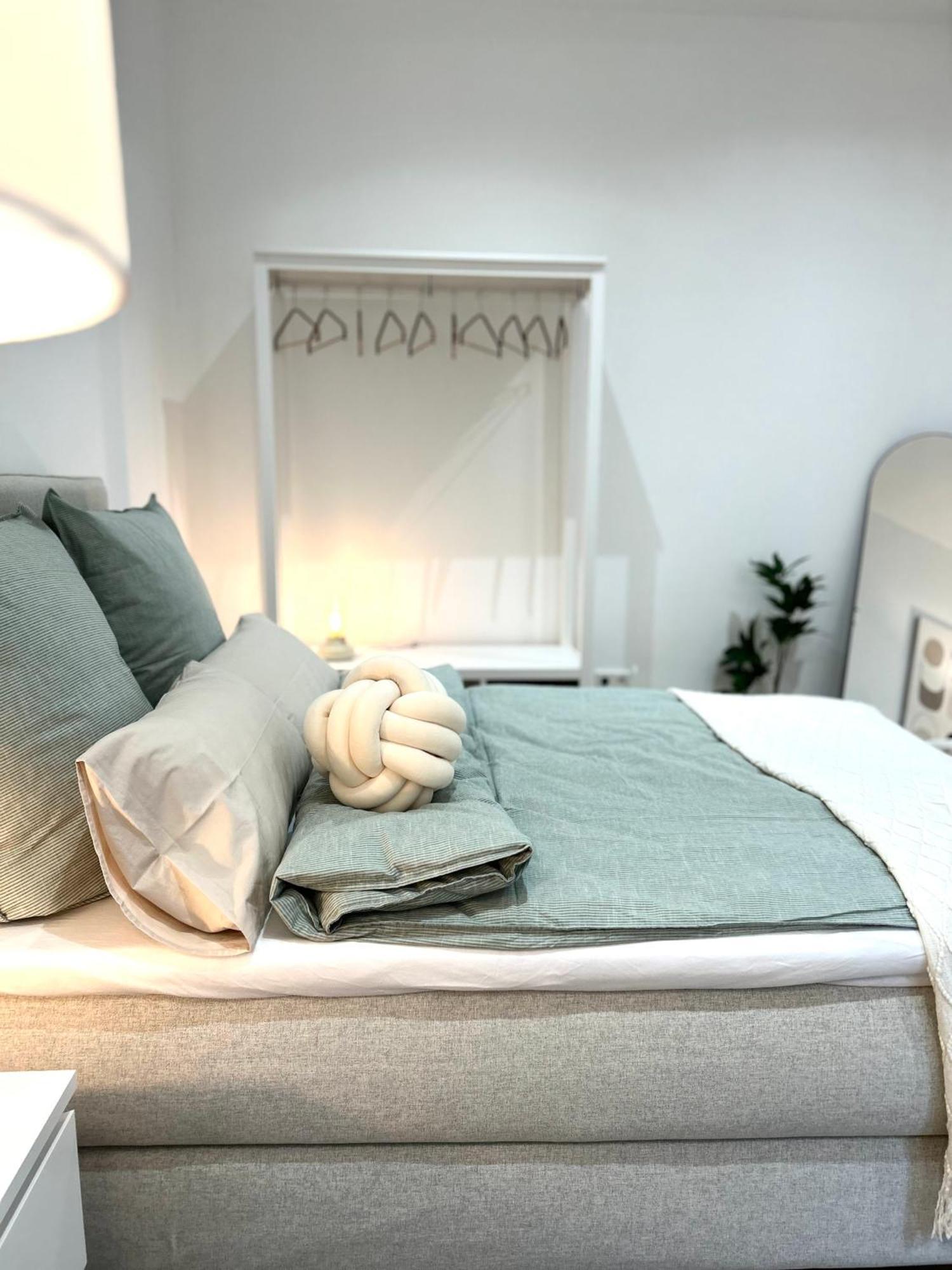 Designer City Apartment In Top Lage Fuer 6 Gaeste Karlsruhe Exterior foto