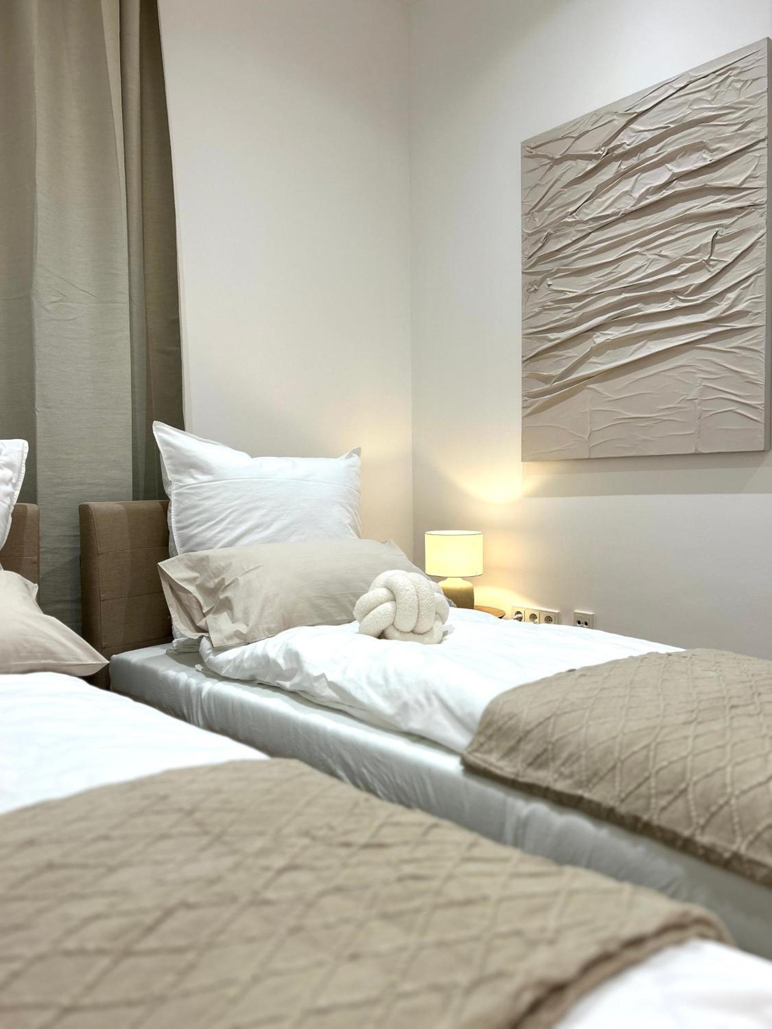 Designer City Apartment In Top Lage Fuer 6 Gaeste Karlsruhe Exterior foto