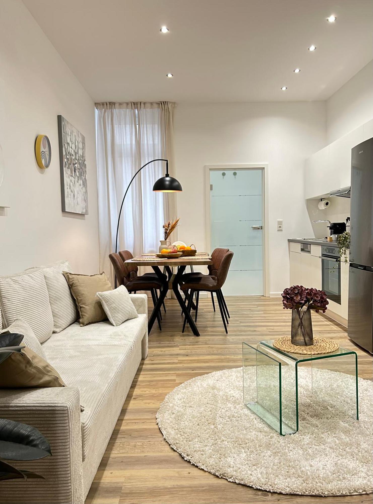 Designer City Apartment In Top Lage Fuer 6 Gaeste Karlsruhe Exterior foto